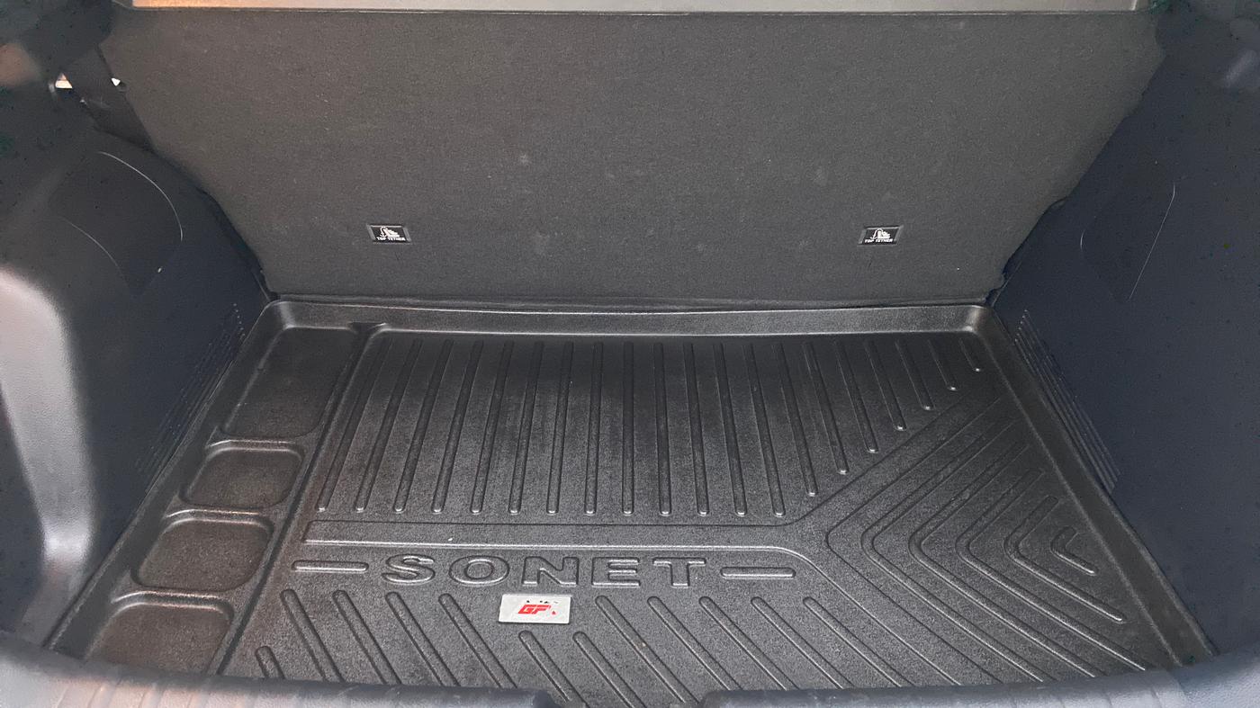 2020 KIA SONET GTX PLUS DCT 1.0, Petrol, Automatic, 27,728 km, Boot Inside