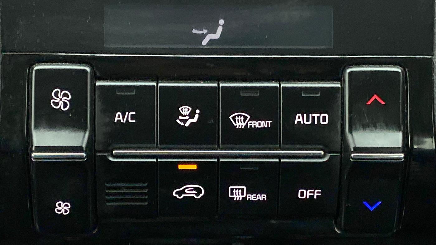 2020 KIA SONET GTX PLUS DCT 1.0, Petrol, Automatic, 27,728 km, Automatic Climate Control