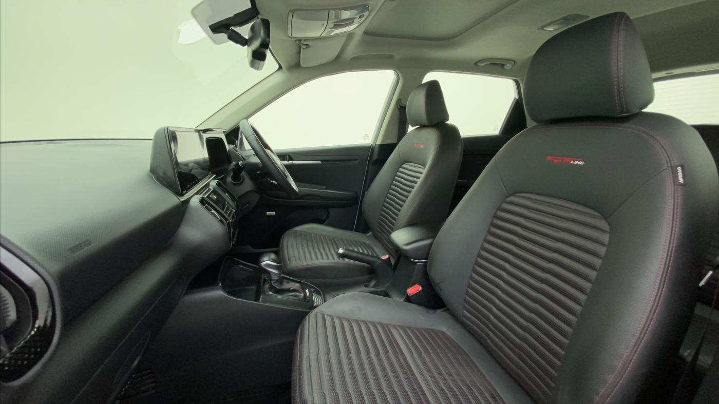 2020 KIA SONET GTX PLUS DCT 1.0, Petrol, Automatic, 27,728 km, Right Side Front Door Cabin