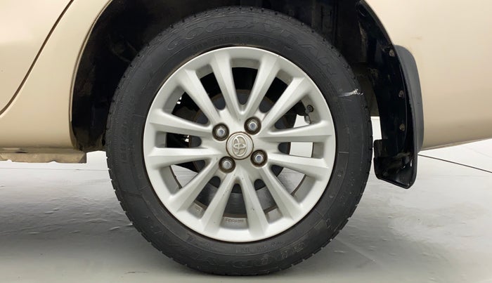 2011 Toyota Etios V, Petrol, Manual, 32,950 km, Left Rear Wheel