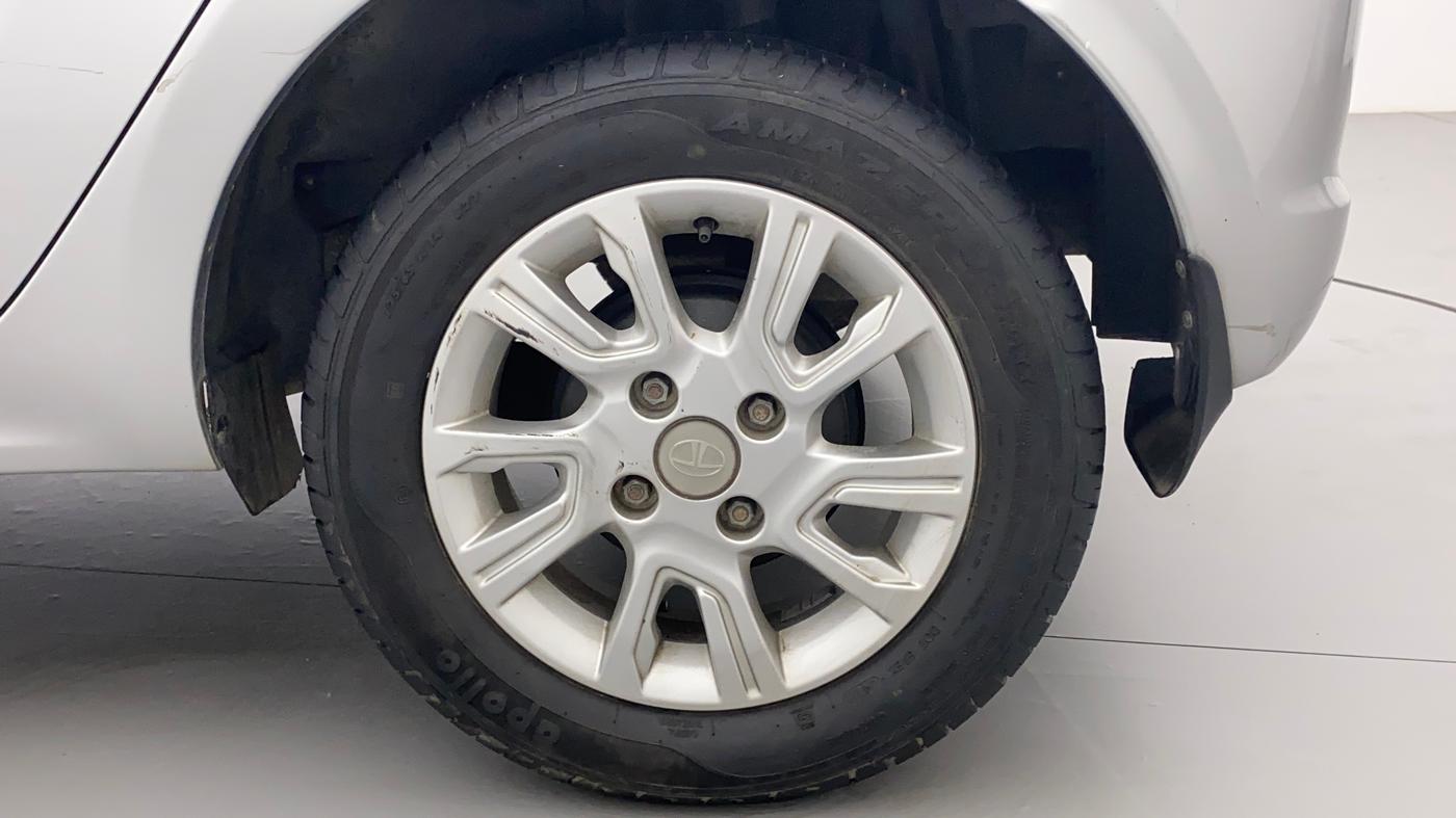 2018 Tata Tiago XZ PETROL, Petrol, Manual, 21,023 km, Left Rear Wheel