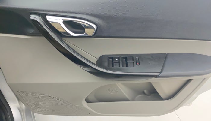 2018 Tata Tiago XZ PETROL, Petrol, Manual, 21,023 km, Driver Side Door Panels Control