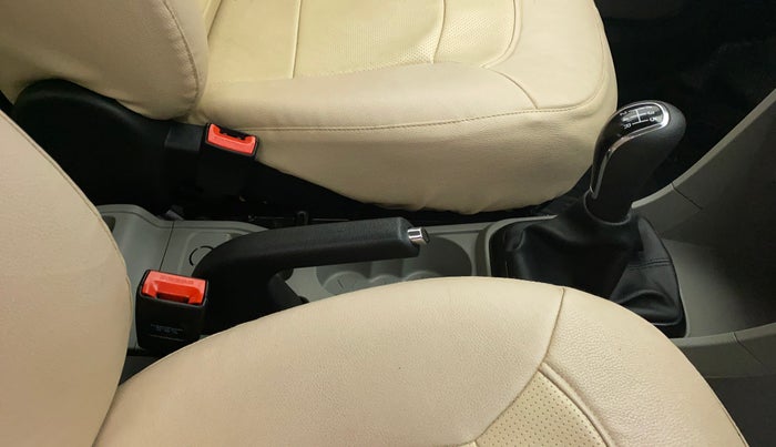 2018 Tata Tiago XZ PETROL, Petrol, Manual, 21,023 km, Gear Lever