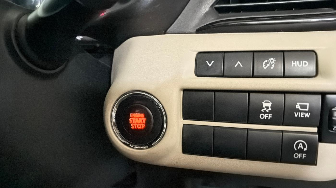 2023 Toyota Glanza V, Petrol, Manual, 82,594 km, Keyless Start/ Stop Button