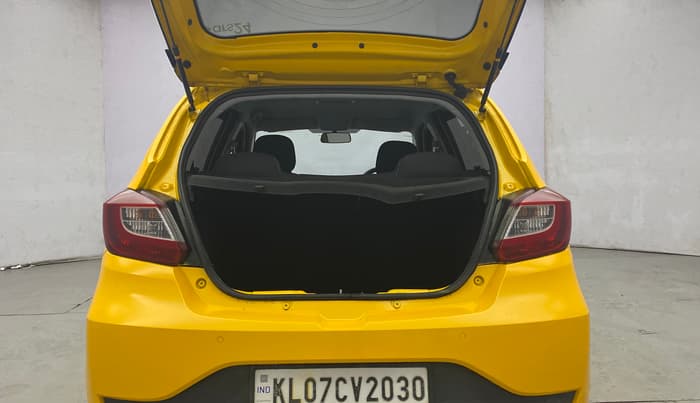 2020 Tata Tiago XZA PLUS PETROL, Petrol, Automatic, 42,112 km, Boot Inside