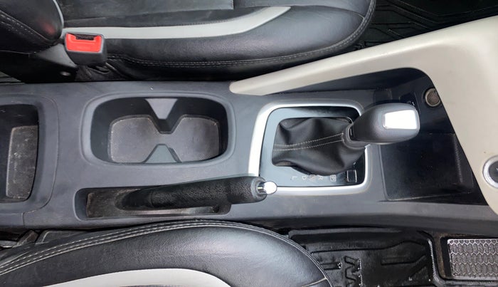 2022 Nissan MAGNITE XV TURBO CVT, Petrol, Automatic, 40,153 km, Gear Lever