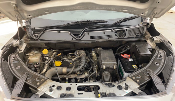 2022 Nissan MAGNITE XV TURBO CVT, Petrol, Automatic, 40,153 km, Engine View