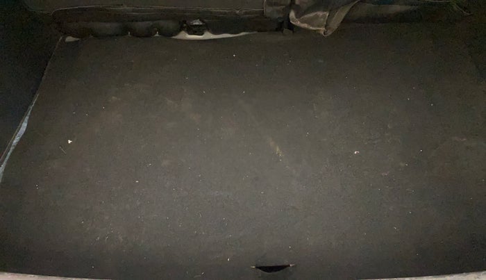 2022 Nissan MAGNITE XV TURBO CVT, Petrol, Automatic, 40,153 km, Boot Inside