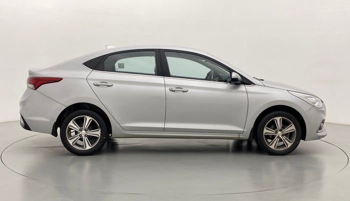 2017 Hyundai Verna 1.6 SX VTVT, Petrol, Manual, 26,658 km, Right Side View