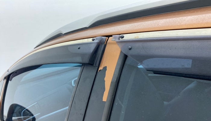 2018 Honda WR-V 1.2L I-VTEC VX MT, Petrol, Manual, 27,838 km, Rear left door - Door visor damaged