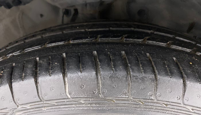 2018 Honda WR-V 1.2L I-VTEC VX MT, Petrol, Manual, 27,838 km, Right Front Tyre Tread