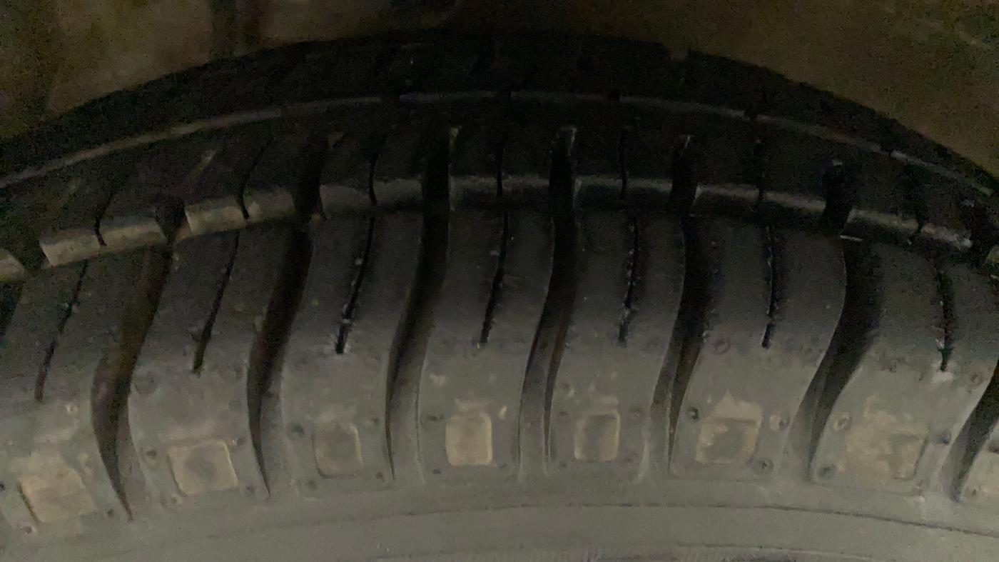 2015 Maruti Alto 800 VXI, Petrol, Manual, 30,793 km, Right Front Tyre Tread