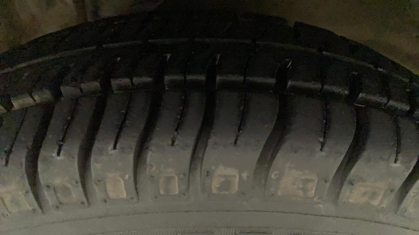 2015 Maruti Alto 800 VXI, Petrol, Manual, 30,793 km, Left Rear Tyre Tread