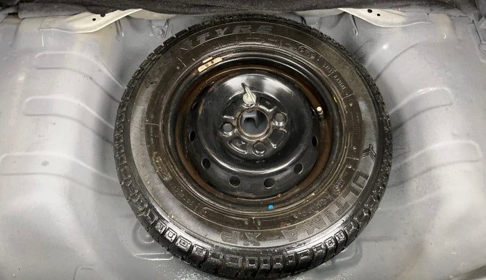 2016 Maruti Alto 800 LXI, Petrol, Manual, 32,379 km, Spare Tyre