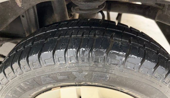 2016 Maruti Alto 800 LXI, Petrol, Manual, 32,379 km, Left Rear Tyre Tread