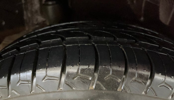 2013 Honda Amaze 1.2L I-VTEC E, Petrol, Manual, 55,038 km, Right Rear Tyre Tread