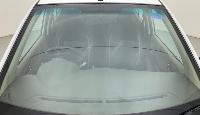 2011 Hyundai i10 SPORTZ 1.2, Petrol, Manual, 39,170 km, Front windshield - Minor spot on windshield