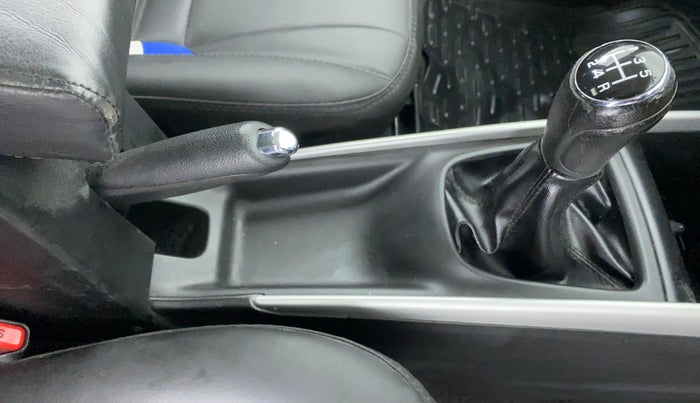 2016 Maruti Baleno DELTA PETROL 1.2, Petrol, Manual, 68,584 km, Gear Lever
