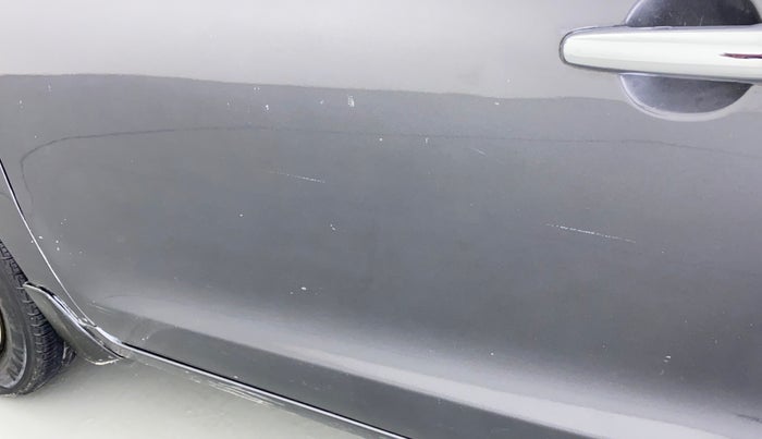 2016 Maruti Baleno DELTA PETROL 1.2, Petrol, Manual, 68,584 km, Front passenger door - Minor scratches