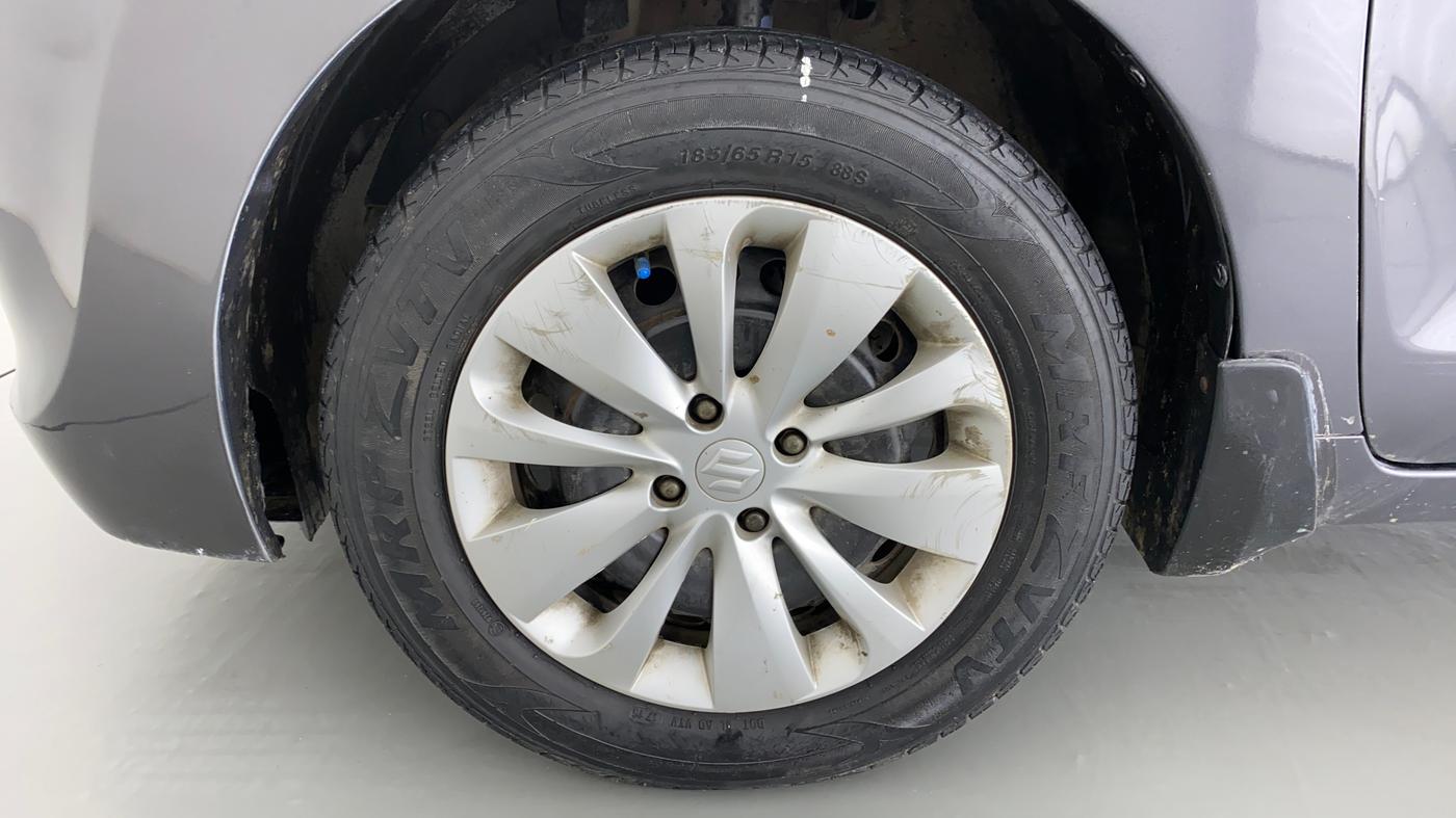 2016 Maruti Baleno DELTA PETROL 1.2, Petrol, Manual, 68,584 km, Left Front Wheel