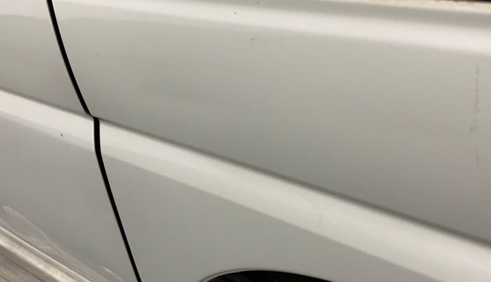 2015 Maruti Eeco 5 STR WITH A/C+HTR, Petrol, Manual, 46,499 km, Left quarter panel - Slightly dented