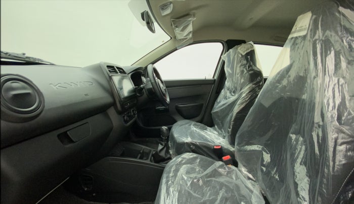 2022 Renault Kwid RXL 1.0, Petrol, Manual, 2,894 km, Right Side Front Door Cabin