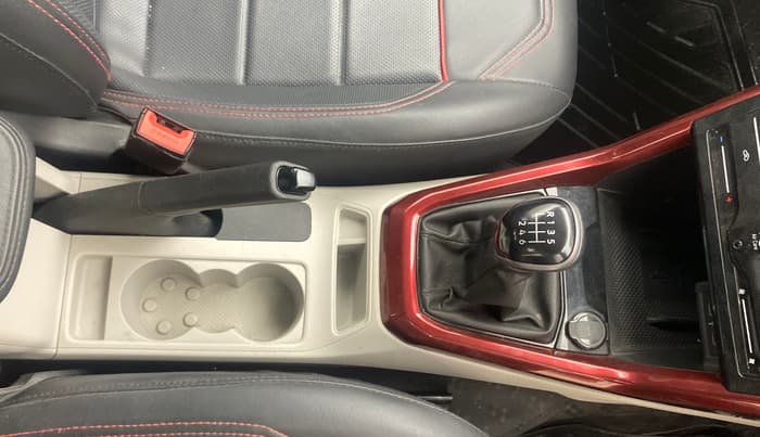 2021 Volkswagen TAIGUN GT 1.5 TSI MT, Petrol, Manual, 75,146 km, Gear Lever
