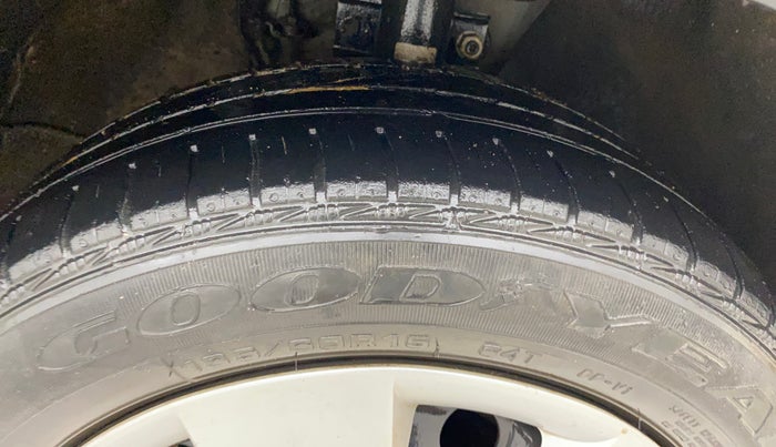 2020 Skoda Rapid ACTIVE 1.0 TSI, Petrol, Manual, 46,260 km, Right Front Tyre Tread