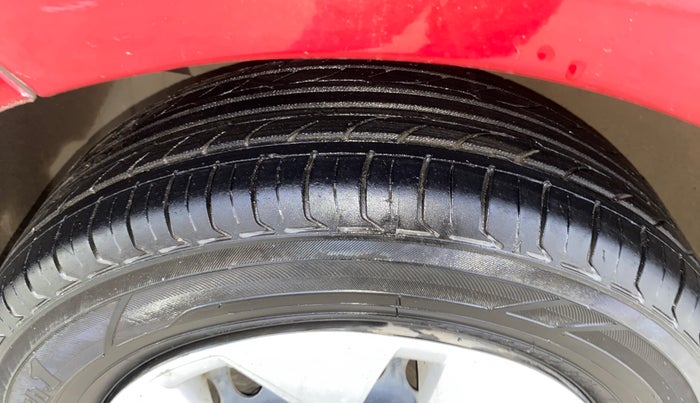 2015 Hyundai Xcent S 1.2, Petrol, Manual, 57,648 km, Left Front Tyre Tread