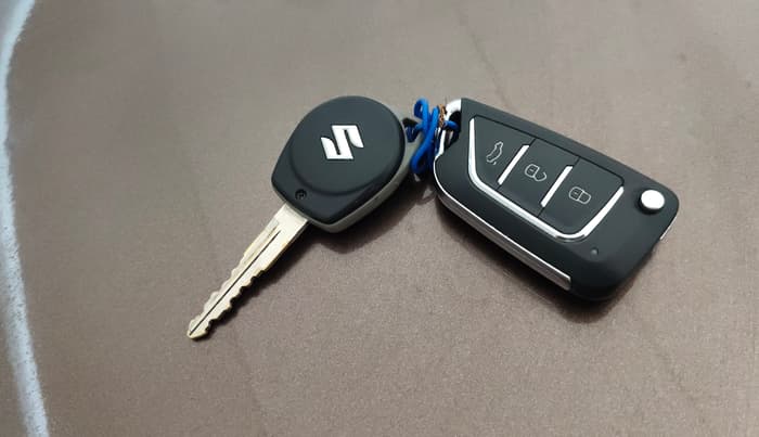 2013 Maruti Ertiga VXI, Petrol, Manual, 94,964 km, Key Close Up