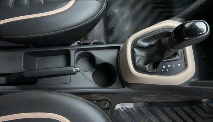 2018 Hyundai Grand i10 SPORTZ AT 1.2 KAPPA VTVT, Petrol, Automatic, 17,256 km, Gear Lever