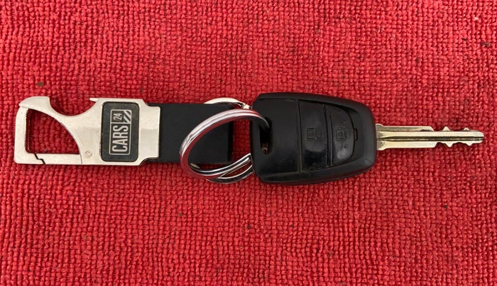 2018 Hyundai Grand i10 SPORTZ AT 1.2 KAPPA VTVT, Petrol, Automatic, 17,256 km, Key Close Up