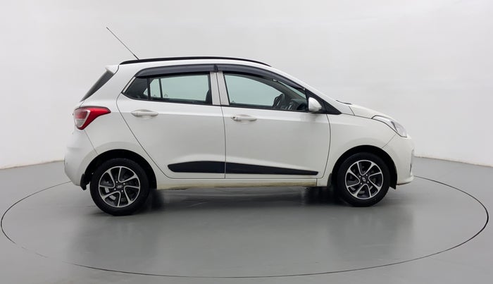 2018 Hyundai Grand i10 SPORTZ AT 1.2 KAPPA VTVT, Petrol, Automatic, 17,256 km, Right Side