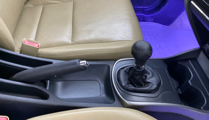 2015 Honda City 1.5L I-VTEC VX, Petrol, Manual, 70,652 km, Gear Lever