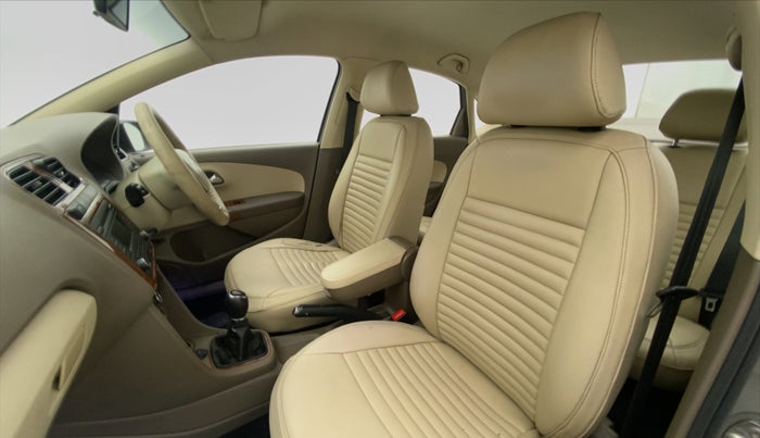 2014 Skoda Rapid 1.5 TDI CR ELEGANCE, Diesel, Manual, 98,371 km, Right Side Front Door Cabin