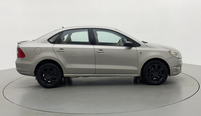 2014 Skoda Rapid 1.5 TDI CR ELEGANCE, Diesel, Manual, 98,371 km, Right Side