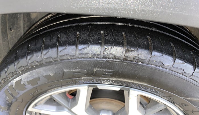 2021 KIA SELTOS GTX PLUS AT 1.5 DIESEL, Diesel, Automatic, 92,301 km, Left Front Tyre Tread