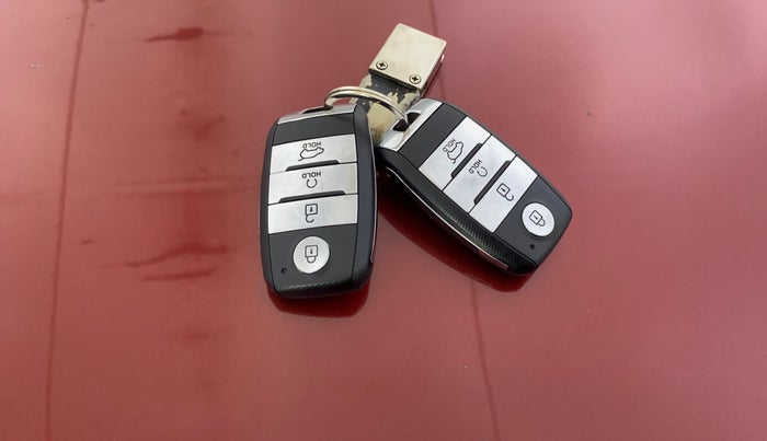 2021 KIA SELTOS GTX PLUS AT 1.5 DIESEL, Diesel, Automatic, 92,301 km, Key Close Up