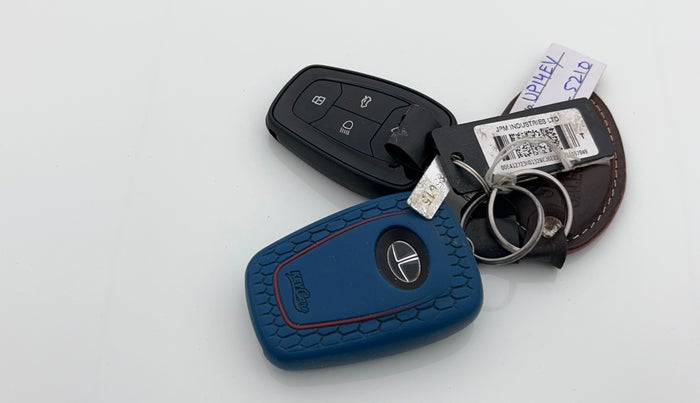 2021 Tata Safari XZA PLUS, Diesel, Automatic, 71,206 km, Key Close Up