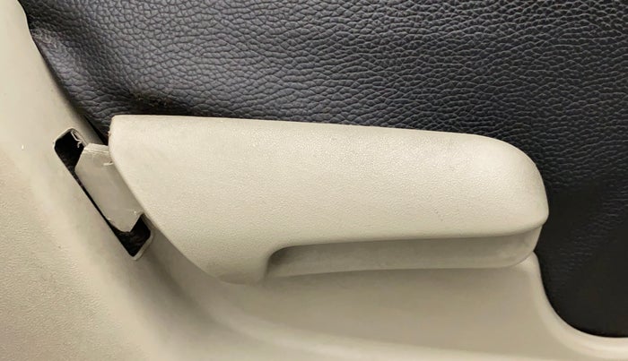 2014 Maruti Celerio VXI AMT, Petrol, Automatic, 48,552 km, Driver Side Adjustment Panel