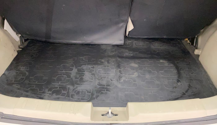 2014 Maruti Celerio VXI AMT, Petrol, Automatic, 48,552 km, Boot Inside