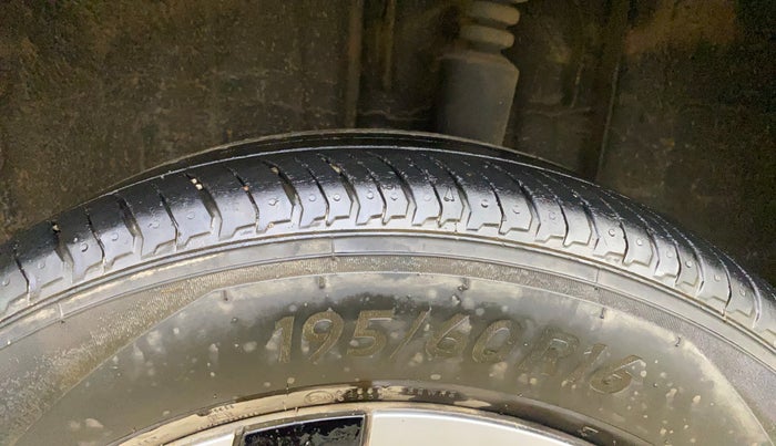 2021 Nissan MAGNITE XL, Petrol, Manual, 28,836 km, Left Rear Tyre Tread