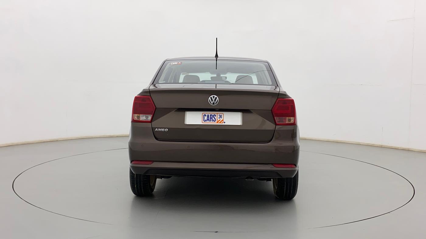 2016 Volkswagen Ameo HIGHLINE1.2L, Petrol, Manual, 68,511 km, Back/Rear