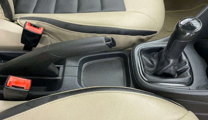 2012 Volkswagen Polo COMFORTLINE 1.2L PETROL, Petrol, Manual, 58,303 km, Gear Lever
