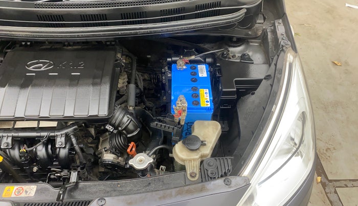 2016 Hyundai Grand i10 MAGNA AT 1.2 KAPPA VTVT, Petrol, Automatic, 80,179 km, Engine View - Left