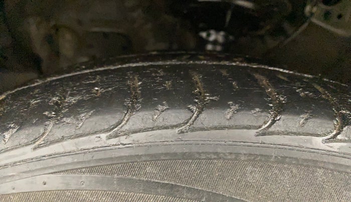 2016 Hyundai Creta SX PLUS 1.6 PETROL, Petrol, Manual, 47,849 km, Left Front Tyre Tread