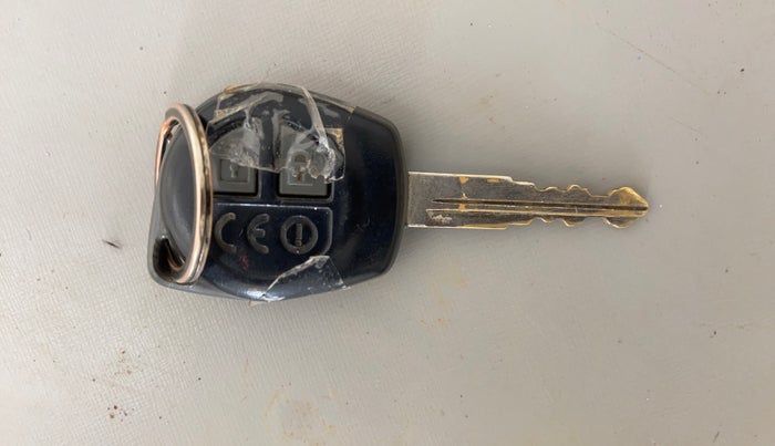 2017 Maruti Baleno DELTA CVT PETROL 1.2, Petrol, Automatic, 47,318 km, Key Close Up