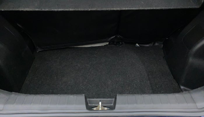 2018 Maruti Baleno DELTA 1.2 K12, Petrol, Manual, 90,358 km, Boot Inside