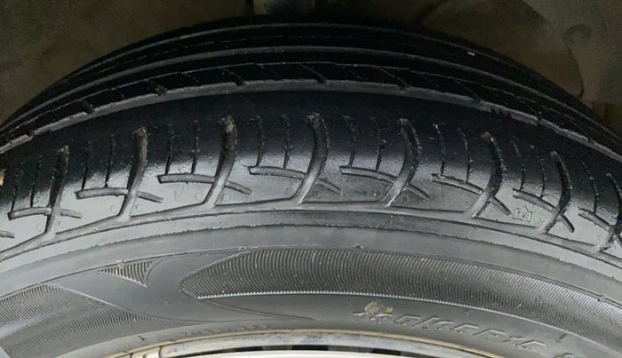 2018 Maruti Baleno DELTA 1.2 K12, Petrol, Manual, 90,358 km, Right Front Tyre Tread