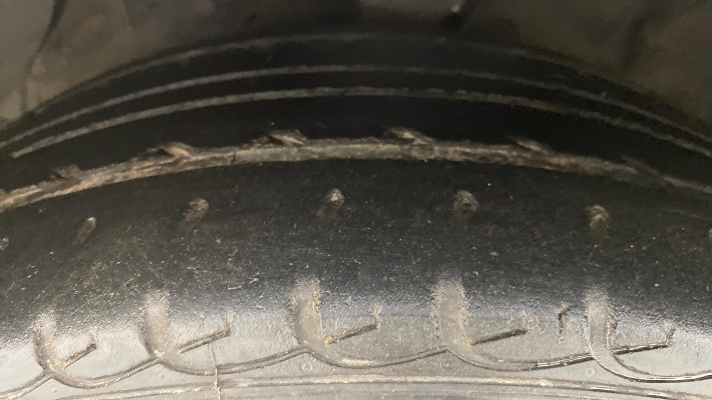 2015 Hyundai New Elantra SX 1.8 AT, Petrol, Automatic, 50,269 km, Left Front Tyre Tread